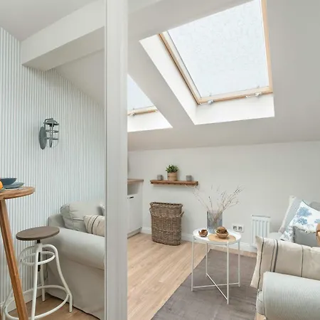 Cozy With Air Conditioning Near Plac Wolności By Renters Łódź