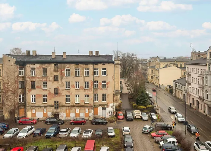 Lejlighed Cozy With Air Conditioning Near Plac Wolnosci By Renters