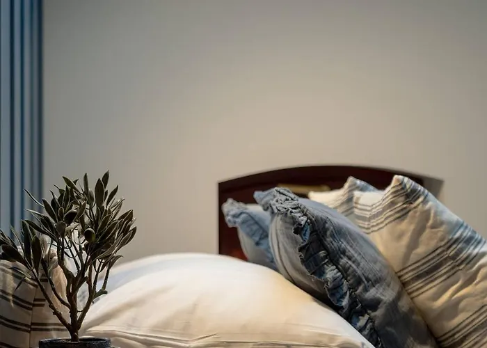 Lejlighed Cozy With Air Conditioning Near Plac Wolnosci By Renters